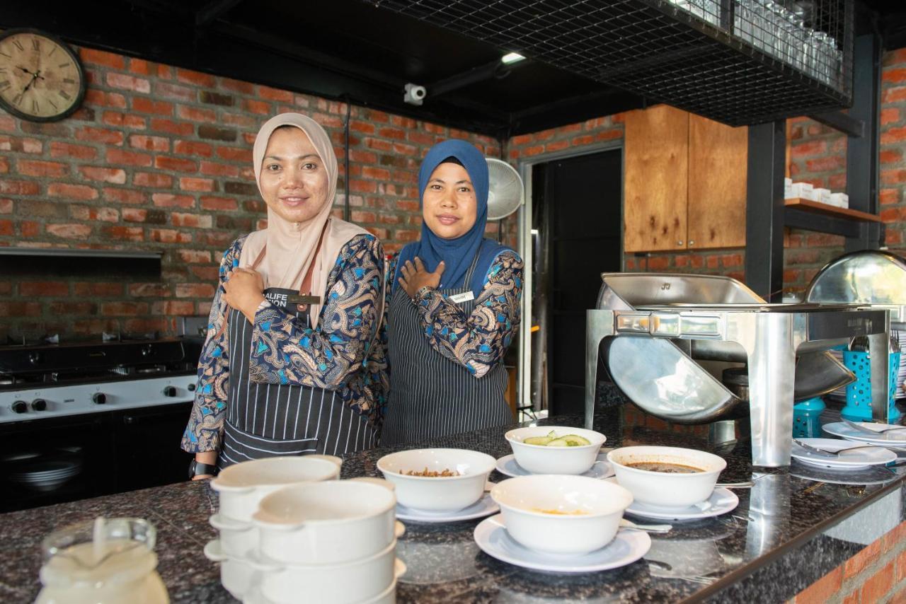 Riverra Inn Langkawi Kuah Eksteriør bilde