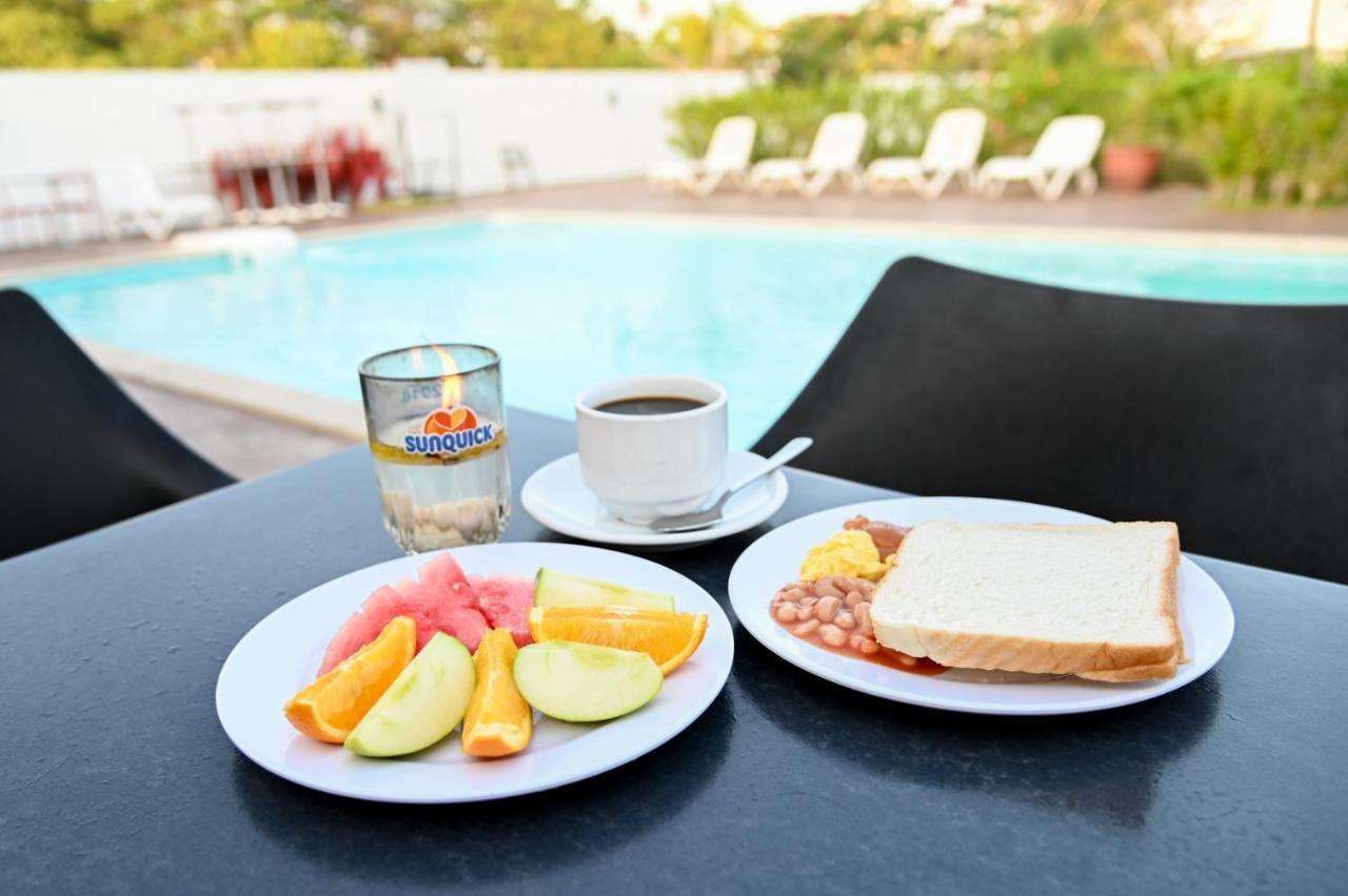 Riverra Inn Langkawi Kuah Eksteriør bilde